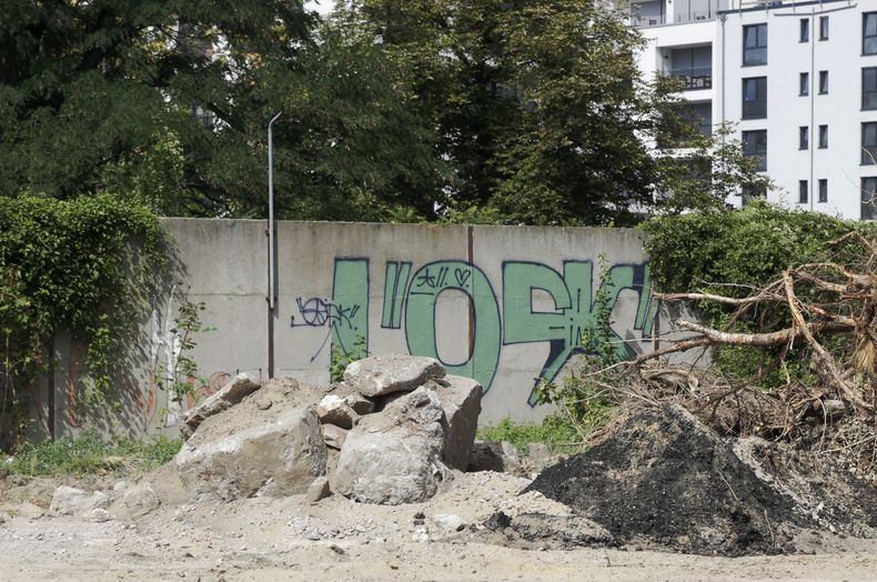 EUR-GEN_ALEMANIA-MURO_DE_BERLIN-0.jpg