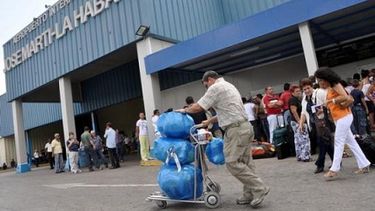 americateve | Ante el malestar de la calle, los funcionarios del Gobierno se han dedicado a dejar claro que las medidas se aplicarán sin importar el rechazo que causen.