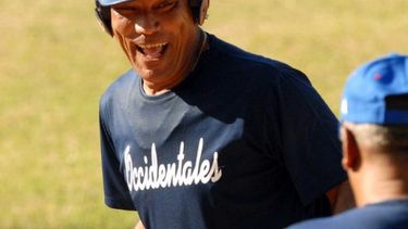 americateve | Fue invitado por un grupo de amigos. Llega a EEUU tras superar la leucemia, que le había obligado a posponer el viaje.