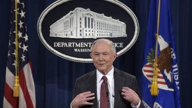 Crece presión sobre participación rusa en política de EEUU