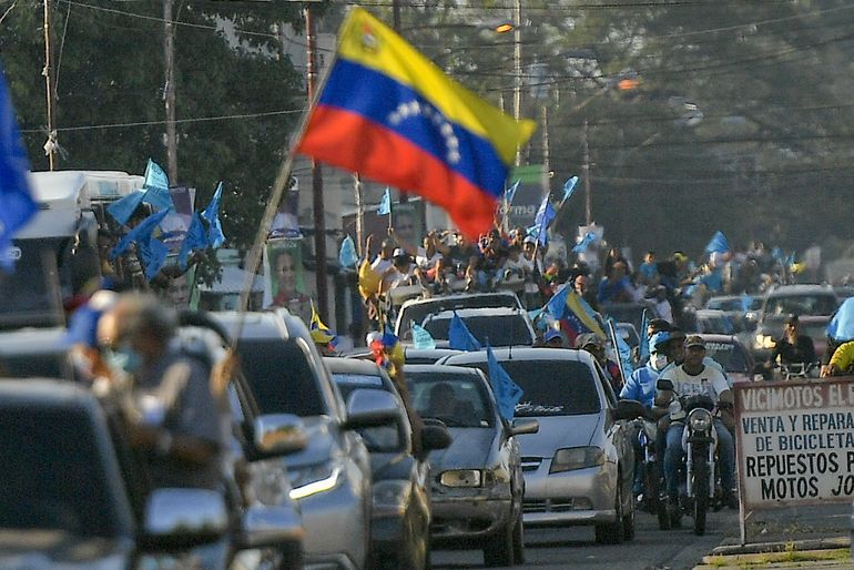 Estrategia divide a oposición venezolana tras triunfo clave