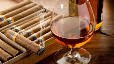 diplomaticos norcoreanos detras de contrabando de tabacos cubanos