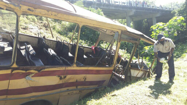 un fallecido y 26 heridos deja un nuevo accidente en santiago de cuba