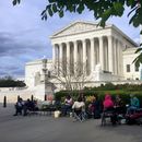 Corte Suprema de EEUU debate restricción migratoria de Trump
