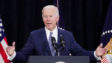 En Buffalo, Biden enfrenta el racismo que juró combatir