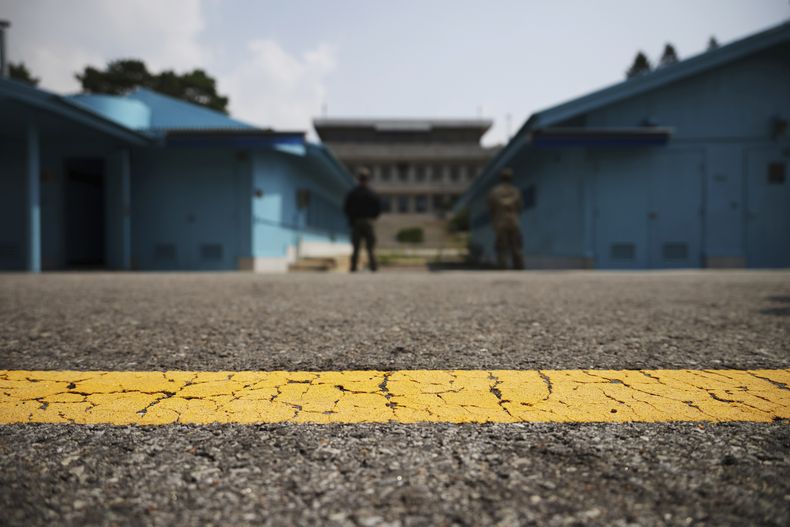 En esta imagen de archivo, vista de la localidad de Panmunjom, dentro de la zona desmilitarizada (DMZ) que separa las dos Coreas, en Corea del Sur, el 19 de julio de 2022. (Kim Hong-Ji/Pool Photo vía AP, archivo)