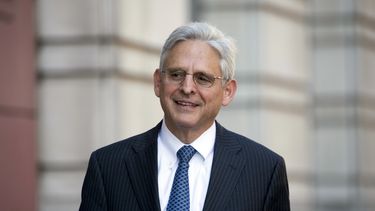 Garland nombra supervisor para pesquisas de Trump