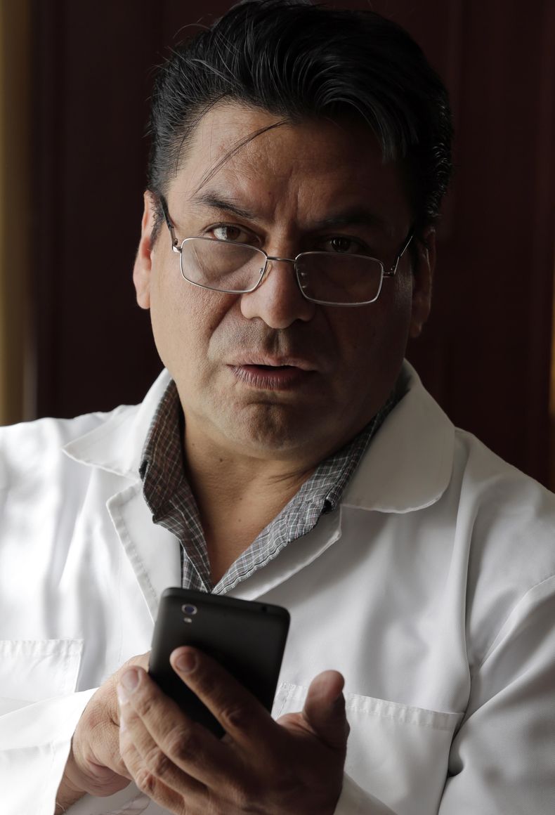 REP-POL_ECUADOR-HACKING_POLITICO-0.jpg