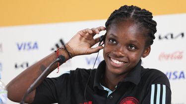 La delantera colombiana Linda Caicedo durante una rueda de prensa en el Mundial femenino, el lunes 24 de junio de 2023, en Sídney. (AP Foto/Jessica Gratigny)