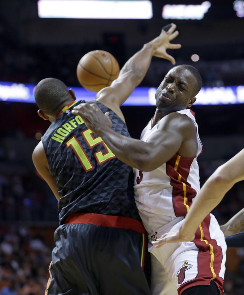 DEP-BAS_HAWKS-HEAT-0.jpg