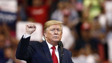 Demócratas abocados a primarias, Trump a estados que cuentan