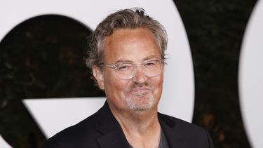 ARCHIVO - Matthew Perry aparece en la fiesta GQ Hombres del Año en West Hollywood, California, el 17 de noviembre de 2022. (Foto Willy Sanjuan/Invision/AP, archivo)