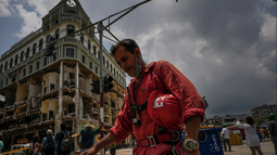 incognitas y escombros a un ano de la explosion del hotel saratoga de cuba