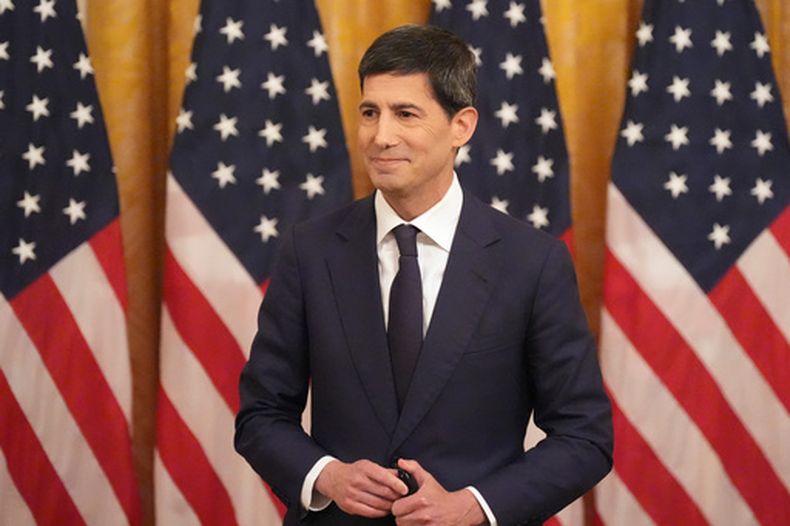 El nuevo presidente de la Reserva Federal, Kevin Warsh, durante su juramentación en la Sala Este de la Casa Blanca, el viernes 22 de mayo de 2026, en Washington. (Foto AP/Alex Brandon)