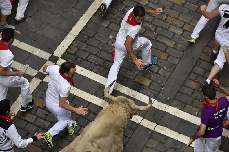 EUR-GEN_ESPAÑA-SANFERMINES-0.jpg