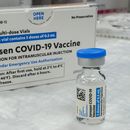 EEUU recomienda pausar vacunación con J&J por trombos