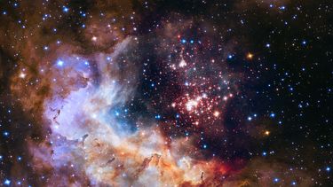 el telescopio espacial hubble cumple 25 anos