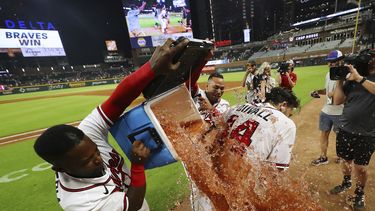 Duvall corona remontada de Bravos ante Gigantes en la 9na