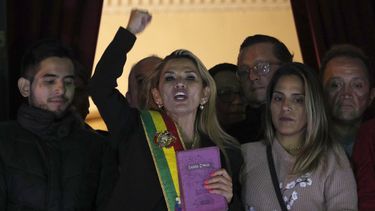 bolivia suspende relaciones con el regimen cubano