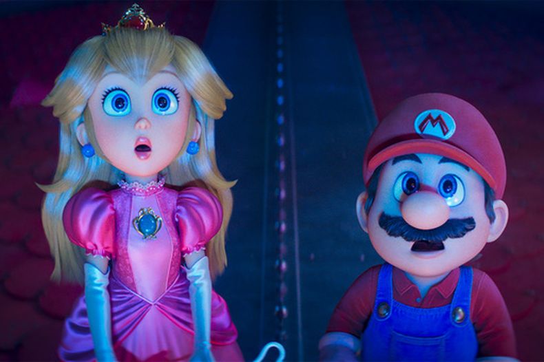Esta imagen, difundida por Universal Pictures, muestra a la Princesa Peach, con la voz de Anya Taylor-Joy (izquierda), y a Mario, con la voz de Chris Pratt, en una escena de The Super Mario Galaxy Movie. (Nintendo and Illumination/Universal Pictures via AP)