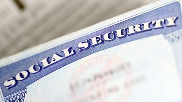Los beneficiarios del Seguro Social verán un aumento de 8.7% para el 2023