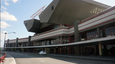 gobierno cede gestion del aeropuerto int. jose marti a dos empresas francesas