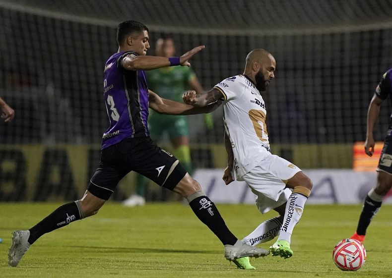 DEP-FUT MÉXICO PUMAS-ALVES