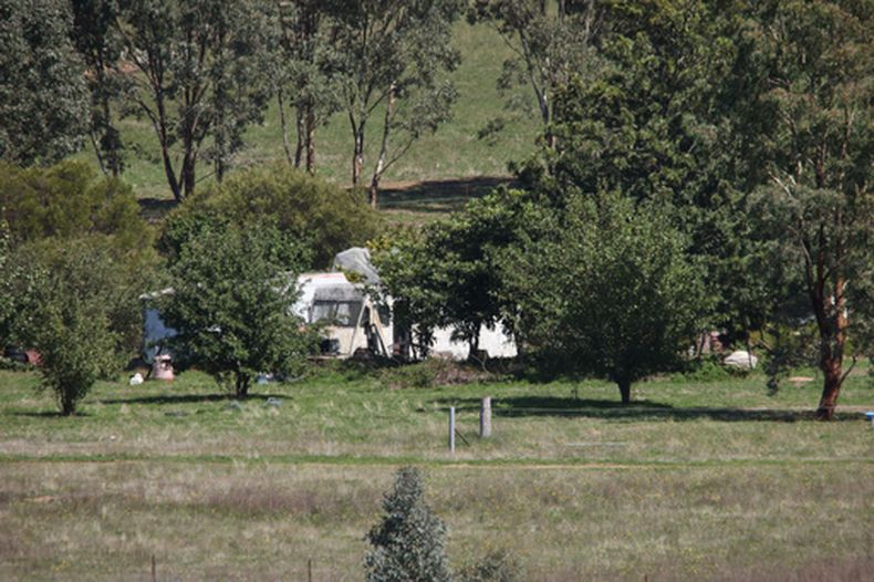 Una propiedad rural se ve en Tholongolong, cerca de Walwa, en el estado de Victoria, Australia, el lunes 30 de marzo de 2026. (Jodie Mcmaster/AAP Image via AP)