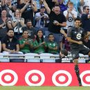 Vela y Ruidíaz dan a Estrellas de MLS triunfo ante Liga MX