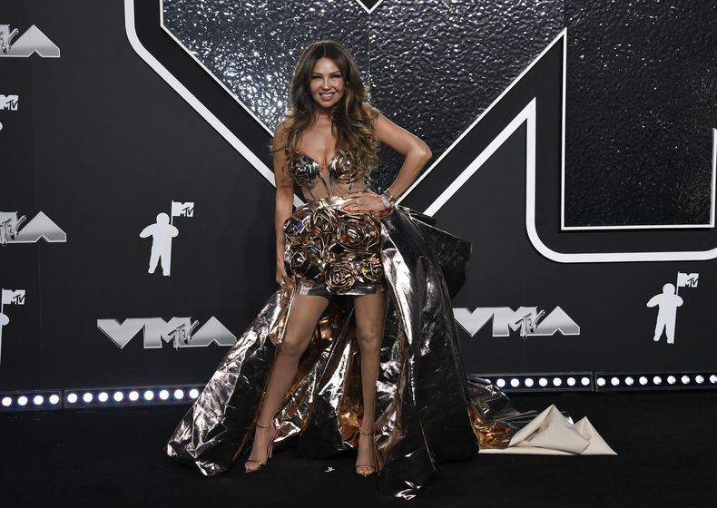 Thalía llega a los premios MTV a los videos musicales el 11 de septiembre de 2024 en la Arena UBS de Elmont, Nueva York. (Foto Evan Agostini/Invision/AP, archivo)