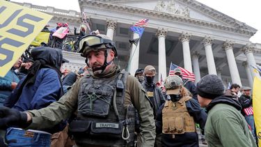 un tribunal federal acusa de conspiracion para asaltar el capitolio de eeuu a otros dos milicianos de oath keeper