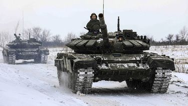 en el reino unido advierten: putin invadira ucrania en la madrugada del miercoles