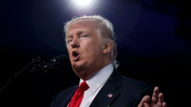 presidente donald trump vuelve a  retar al fbi