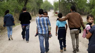EEUU hará pruebas de ADN ante sospecha de fraude migratorio
