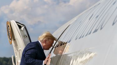 Trump promete medidas urgentes tras masacres en Texas y Ohio