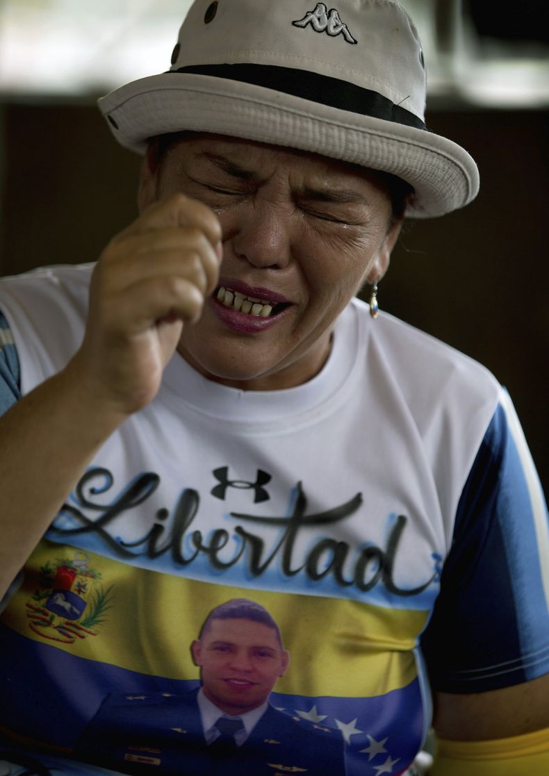 AMS-GEN_VENEZUELA-CRISIS_EN_CUARTELES-2.jpg