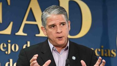 el gobierno se activa ante el posible paso cercano del huracan isaac