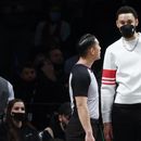 Simmons asegura que problemas iniciaron antes de la campaña