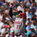 Sal Stewart, de los Rojos de Cincinnati, festeja tras conseguir un jonrón de tres carreras ante los Marineros de Seattle, el miércoles 22 de julio de 2026 (AP Foto/Lindsey Wasson)