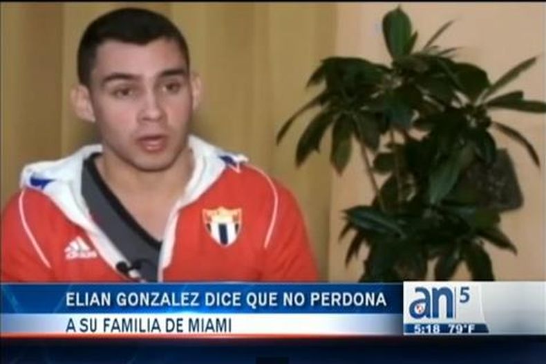 Elián González dijo en Ecuador que no perdonará a su familia y exiliados que se opusieron a su regreso a Cuba.