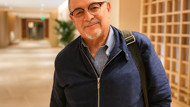 miguel rosenfeld: un arquitecto clave de la television hispana en estados unidos