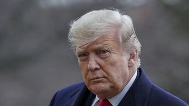 Juez: Trump probablemente cometió delitos por la elección