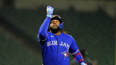 Guerrero Jr. pega 32mo jonrón y Azulejos derrotan a Orioles