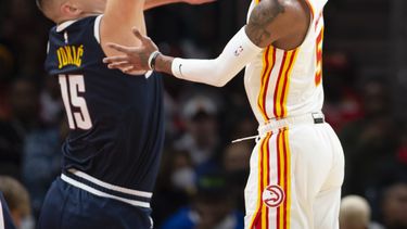 Hawks ganan 117-109 a Nuggets; Murray anota 34 puntos