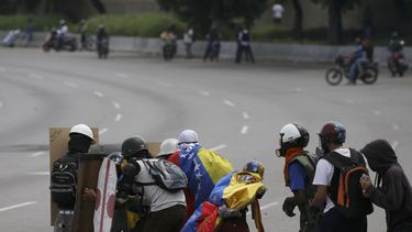 Protestas en Venezuela suman 103 muertos, mayoría jóvenes