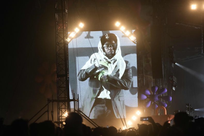 El rapero Kendrick Lamar durante su presentación en el festival AXE Ceremonia en el parque Bicentenario en la Ciudad de México el sábado 23 de marzo de 2024. (Foto AP/Marco Ugarte)