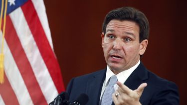 Florida: Gobernador promulga prohibir abortos tras 6 semanas