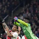 Núñez y Benfica sorprenden al Ajax para avanzar en Champions