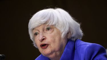 Yellen insiste en aumentar pronto el límite de endeudamiento