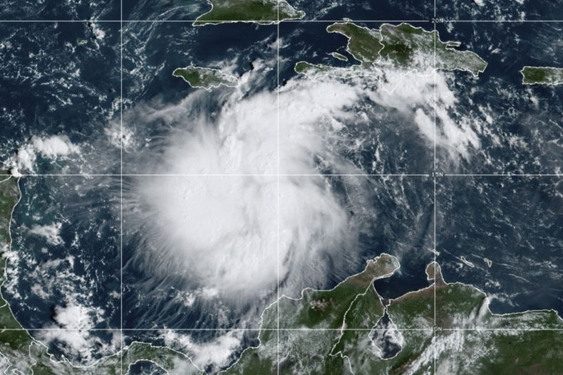 AMN-CLI TORMENTAS-FLORIDA